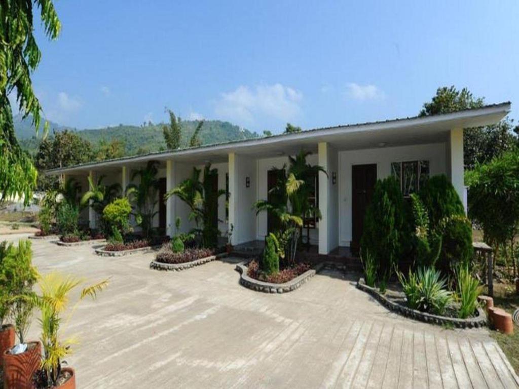 Bawga Theiddhi Hotel Kinmun Exterior photo